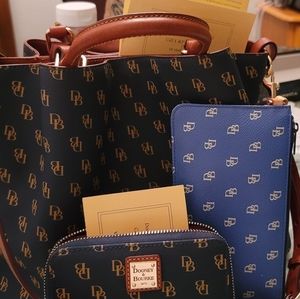 3 Pc set Dooney & Bourke Purses